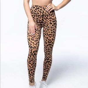 Ascend pant king cheetah